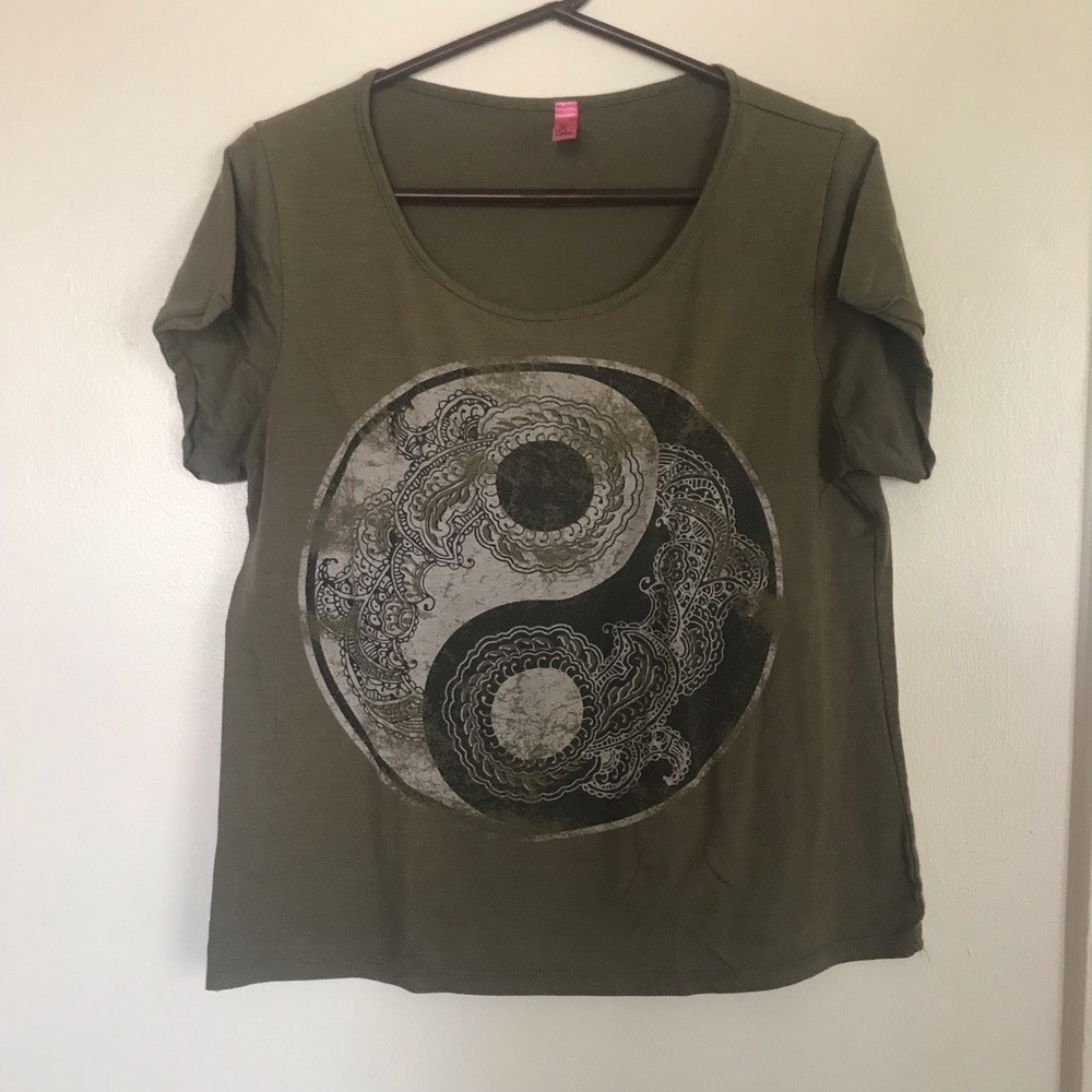Yin Yang Tee